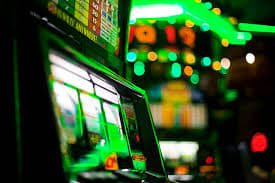 Pengguna momoslot mengaktifkan fitur keamanan tambahan untuk proteksi akun live casino